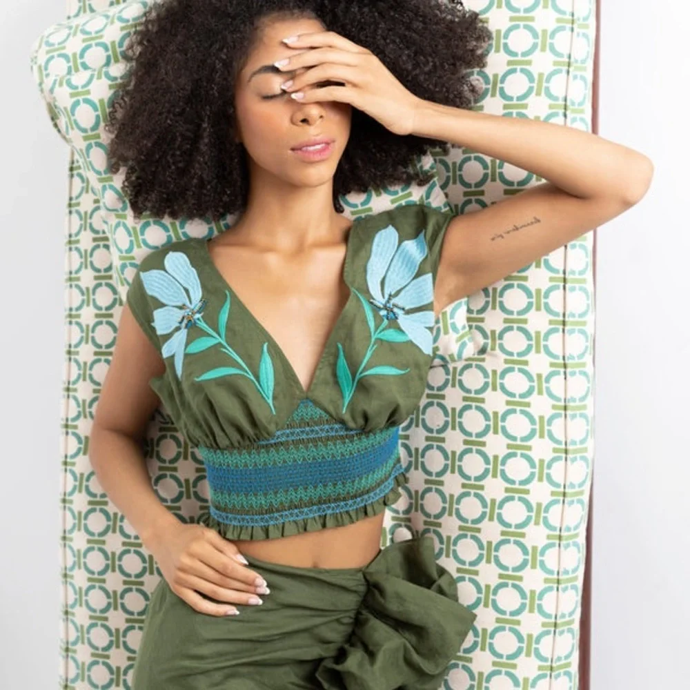 Hope for Flowers Green Crop Top - Picture 1 of 7